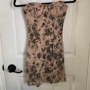 COPY - Aritzia lace dress, Size 2, soft blush with black detailing